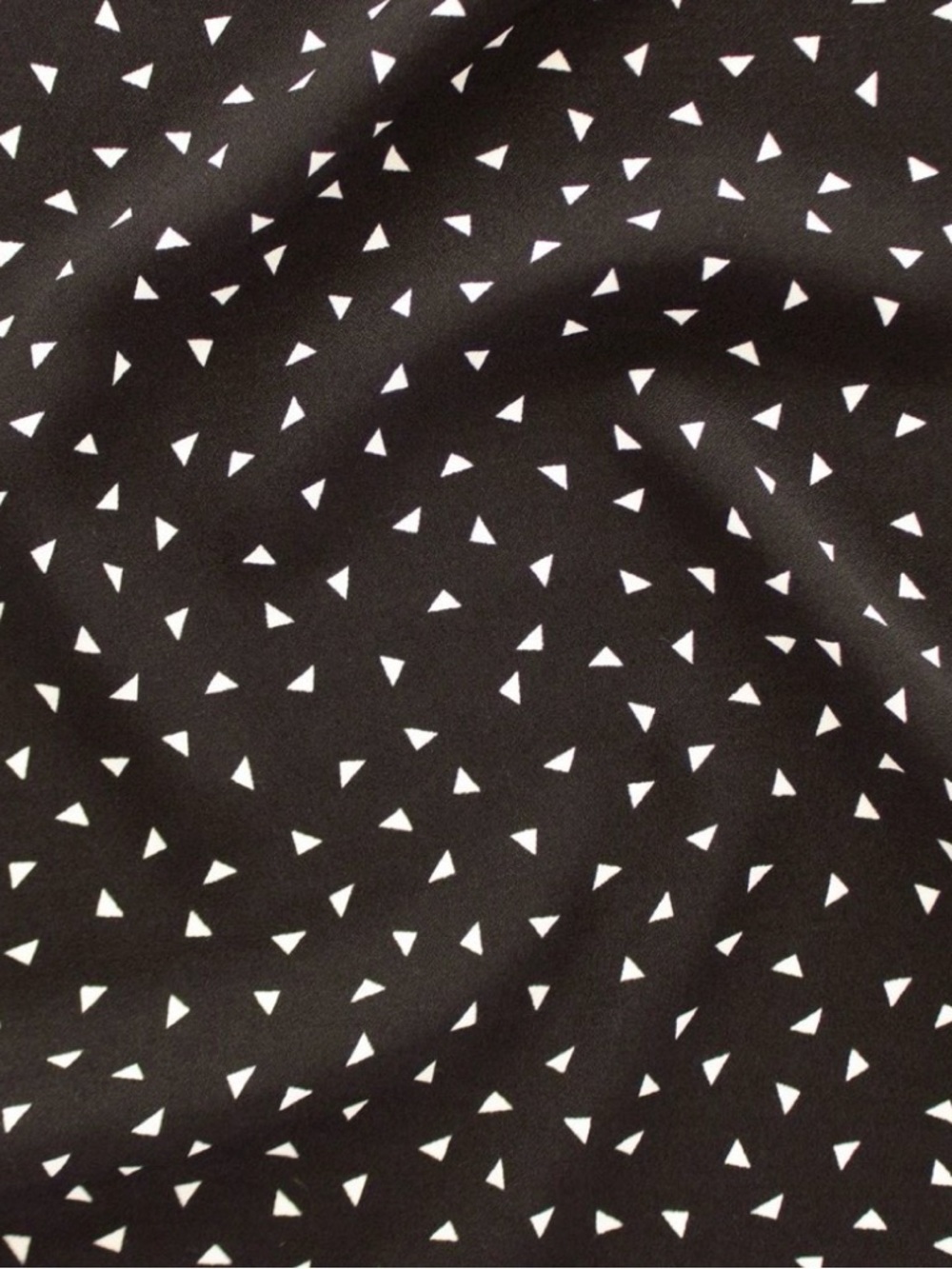 Reformation Designer Deadstock Viscose Crepe in Triangle Print - 1.5